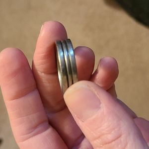 Men's wedding band